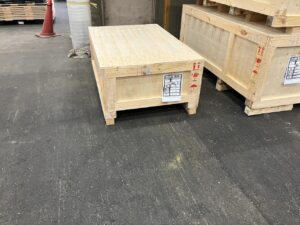 Transport lotniczy dzieł sztuki z Japonii na wystawę w Krakowie (2)